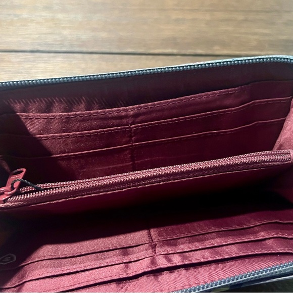 Vera Bradley Pink and Green Patterned Wallet - Picture 5 of 6